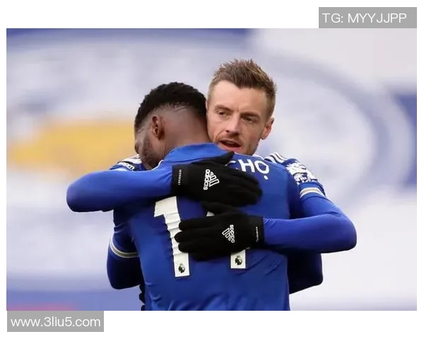 蓝狐旧将重聚度假瓦尔迪马奎尔麦迪逊携家人共度美好时光